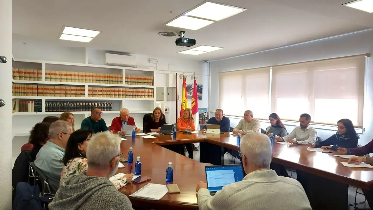 En la imagen un instante de la reunión de la Comisión Provincial de Ordenación del Territorio y Urbanismo de Cuenca