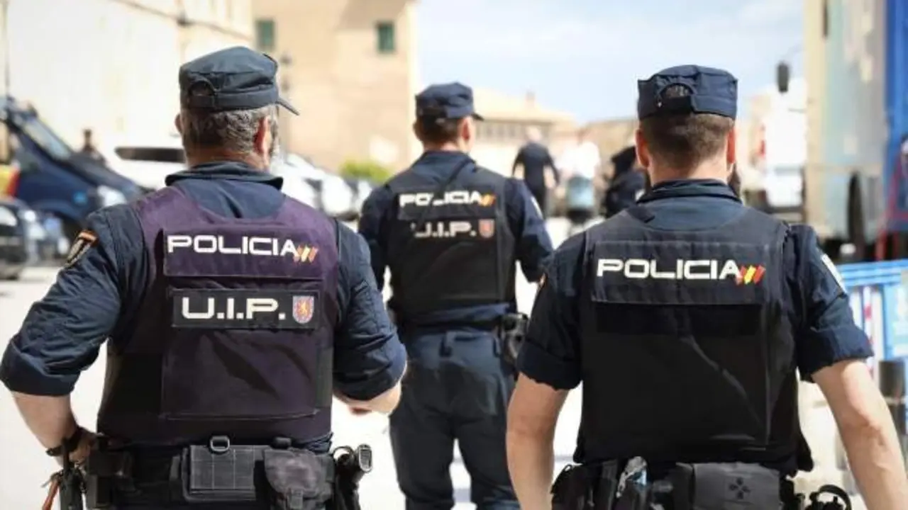 Policía Nacional, agentes,