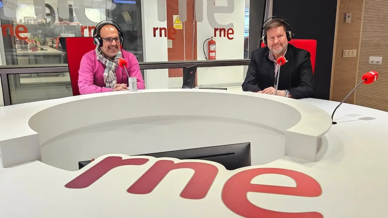 El presidente de las Cortes de Castilla-La Mancha, Pablo Bellido, durante su entrevista en Radio Nacional de España (RNE)