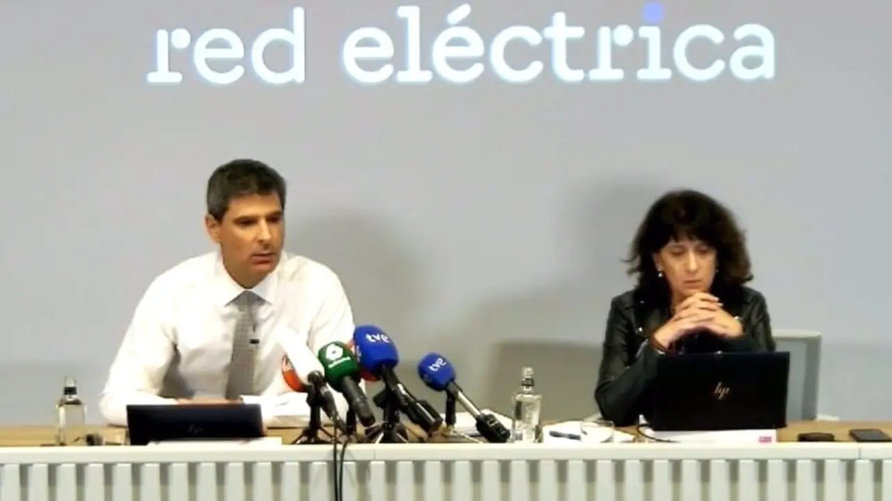 El director de Servicios para la Operación de Red Eléctrica, Eduardo Prieto, en rueda de prensa