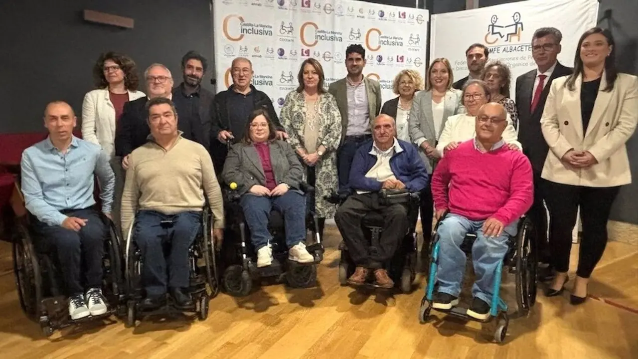 Enrique Alarcón reelegido presidente de Cocemfe en su Asamblea General Extraordinaria