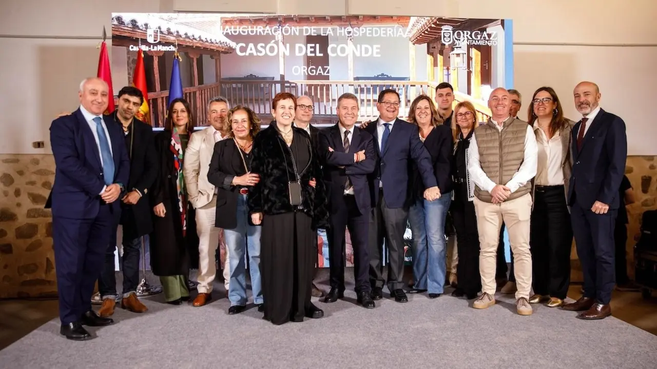 El presidente de Castilla-La Mancha, Emiliano García-Page, ha inaugurado la Hospedería ‘Casón del Conde’ en la localidad de Orgaz (Toledo)