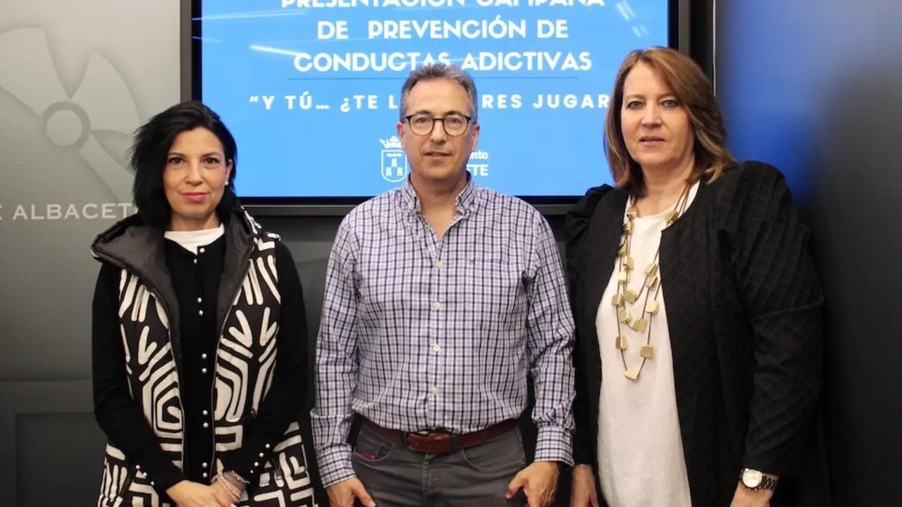 Albacete pone en marcha una campaña de prevención de adicciones entre los jóvenes