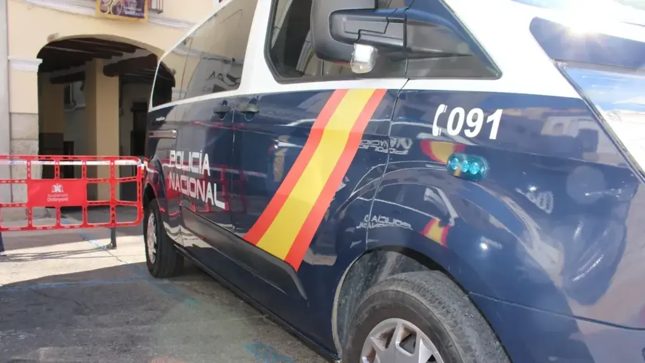 policía nacional, patrulla, reyerta, detenido, cadáver,