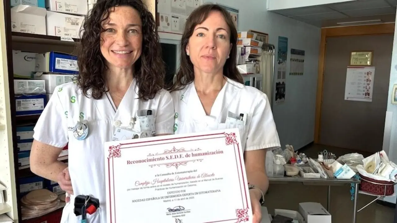 La Consulta de Ostomías del Hospital de Albacete, con reconocimiento nacional en humanización