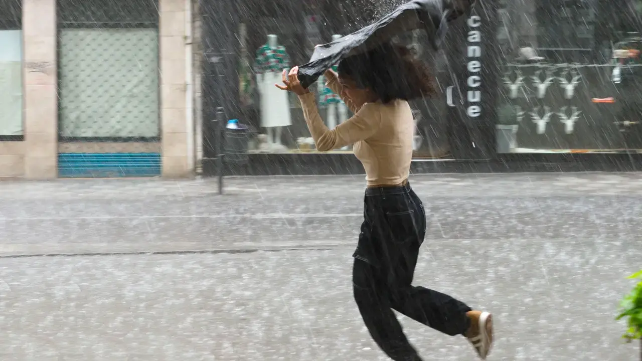 lluvia, tormentas, temporal, precipitaciones, alerta, meteocam, tiempo, invierno, otoño, EFE/Álvaro Del Olmo