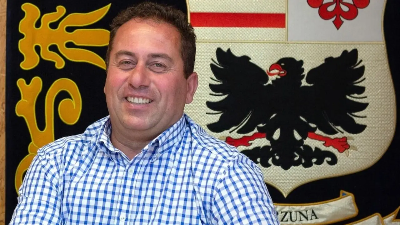En la imagen de archivo el alcalde de Porzuna (Ciudad Real), Carlos Jesús Villajos Sanz (PP)