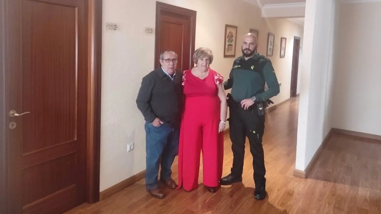 Un guardia civil salva la vida de una mujer que había sufrido un atragantamiento en Santa Olalla (Toledo)