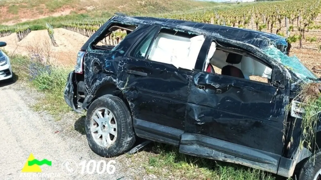 Cuatro heridos, dos graves, tras colisionar un camión y un turismo en Daimiel (Ciudad Real)