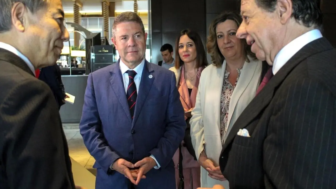 El presidente de Castilla-La Mancha, Emiliano García-Page, antes de la reunión en Tokio (Japón), con los responsables de la compañía ´Japan Trade Bureau´ (JTB), el mayor operador turístico nipón