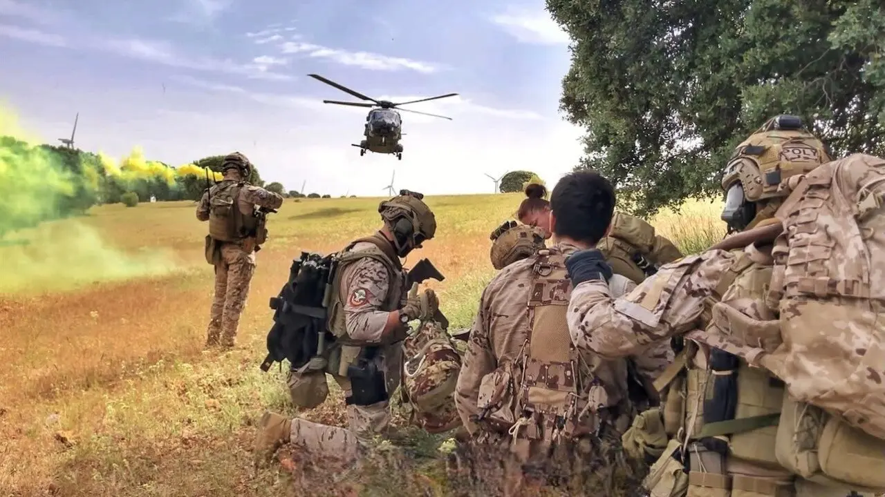 Curso operativo de recuperación de personal en la Base Aérea de Albacete, militares, ejercicio militar,