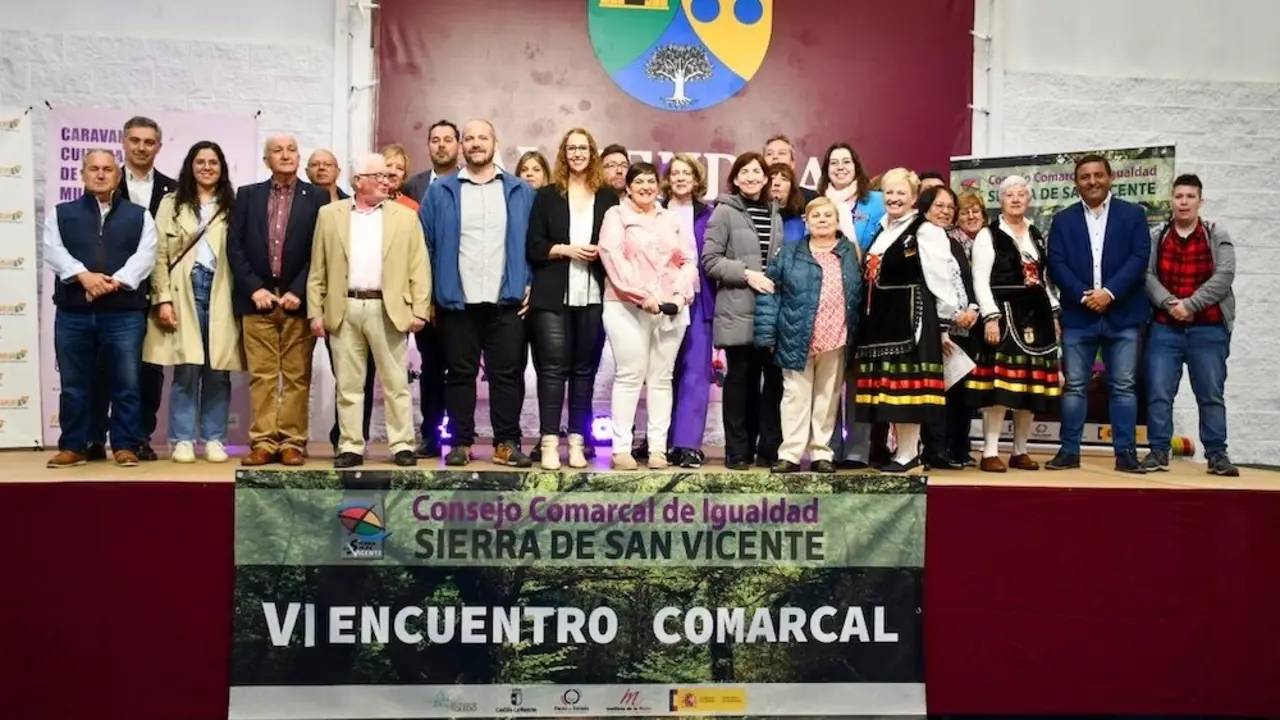 La consejera de Igualdad de Castilla-La Mancha, Sara Simón, ha participado este sábado en el VI encuentro de mujeres que organiza el Consejo Comarcal de Igualdad Sierra de San Vicente en Almendral de la Cañada (Toledo)