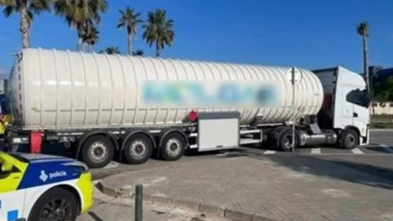 Evitan una tragedia pillando a un hombre drogado al volante de un camión con gas