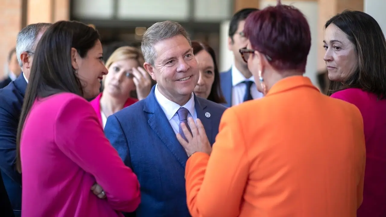 El presidente de Castilla-La Mancha, Emiliano García-Page, ha inaugurado en Alcázar de San Juan (Ciudad Real) el ‘I Congreso-Muestra Tecnodependencia CLM. Tecnología al servicio del Bienestar Social’