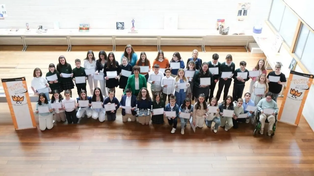La viceconsejera de Educación, Universidades e Investigación, Mar Torrecilla, en el acto de entrega de los premios del concurso escolar ‘¿Qué es un Rey para ti?’