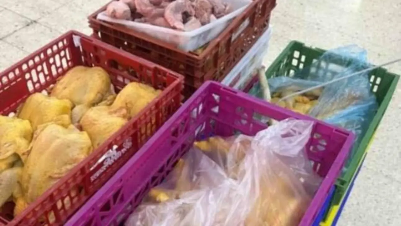 Cierran un supermercado que vendía comida en mal estado y era un peligro para la salud