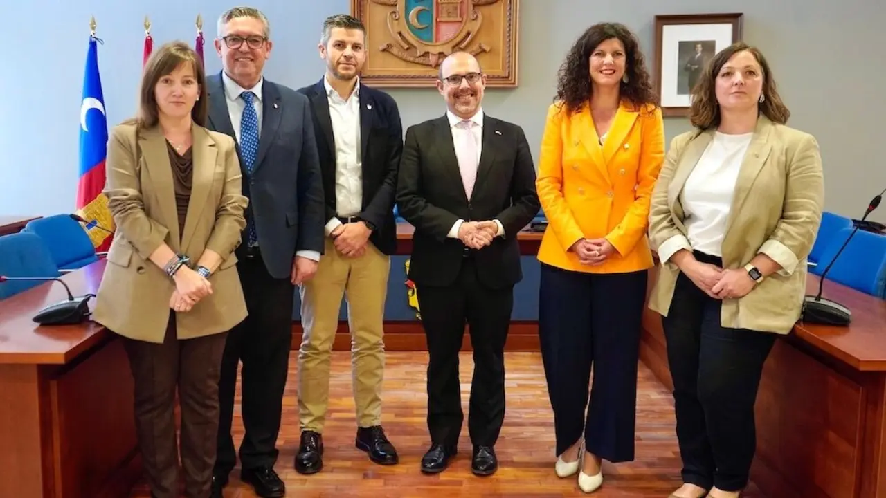 Campo de Criptana (Ciudad Real), primera parada de la Mesa de las Cortes de Castilla-La Mancha en su periplo fuera de su sede