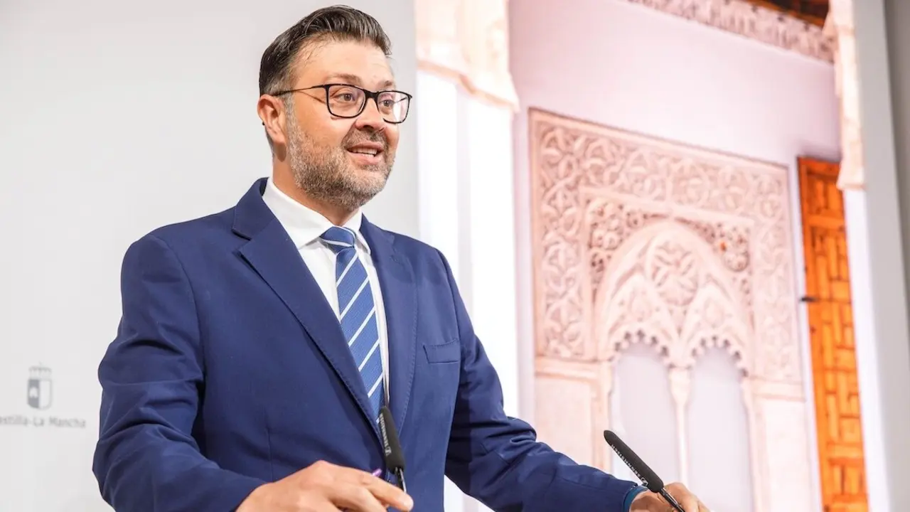 El consejero de Educación, Cultura y Deportes de Castilla-La Mancha, Amador Pastor, ha informado en rueda de prensa de los asuntos de su departamento abordados en el Consejo de Gobierno