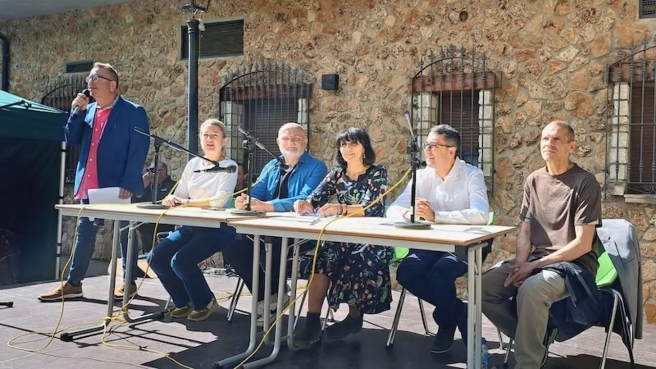 El Gobierno de Castilla-La Mancha celebra los 20 años de los Calares del Mundo y la Sima como parque natural