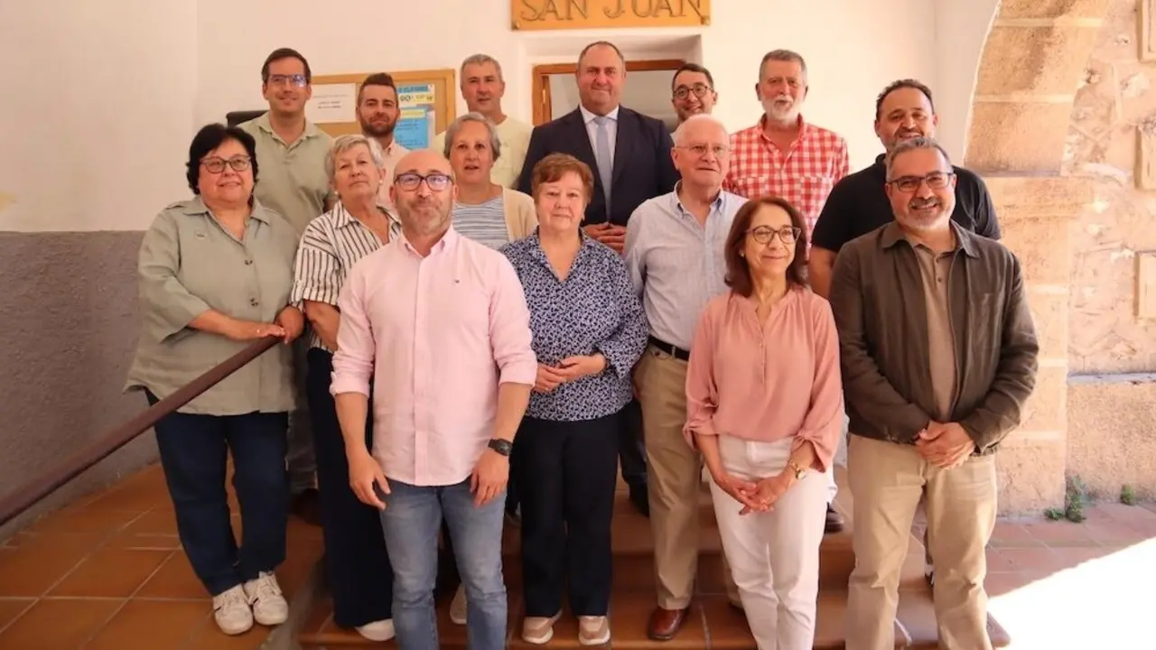 El consejero de Agricultura, Ganadería y Desarrollo Rural, Julián Martínez Lizán, visita en Riópar (Albacete) tres iniciativas de fondos Leader