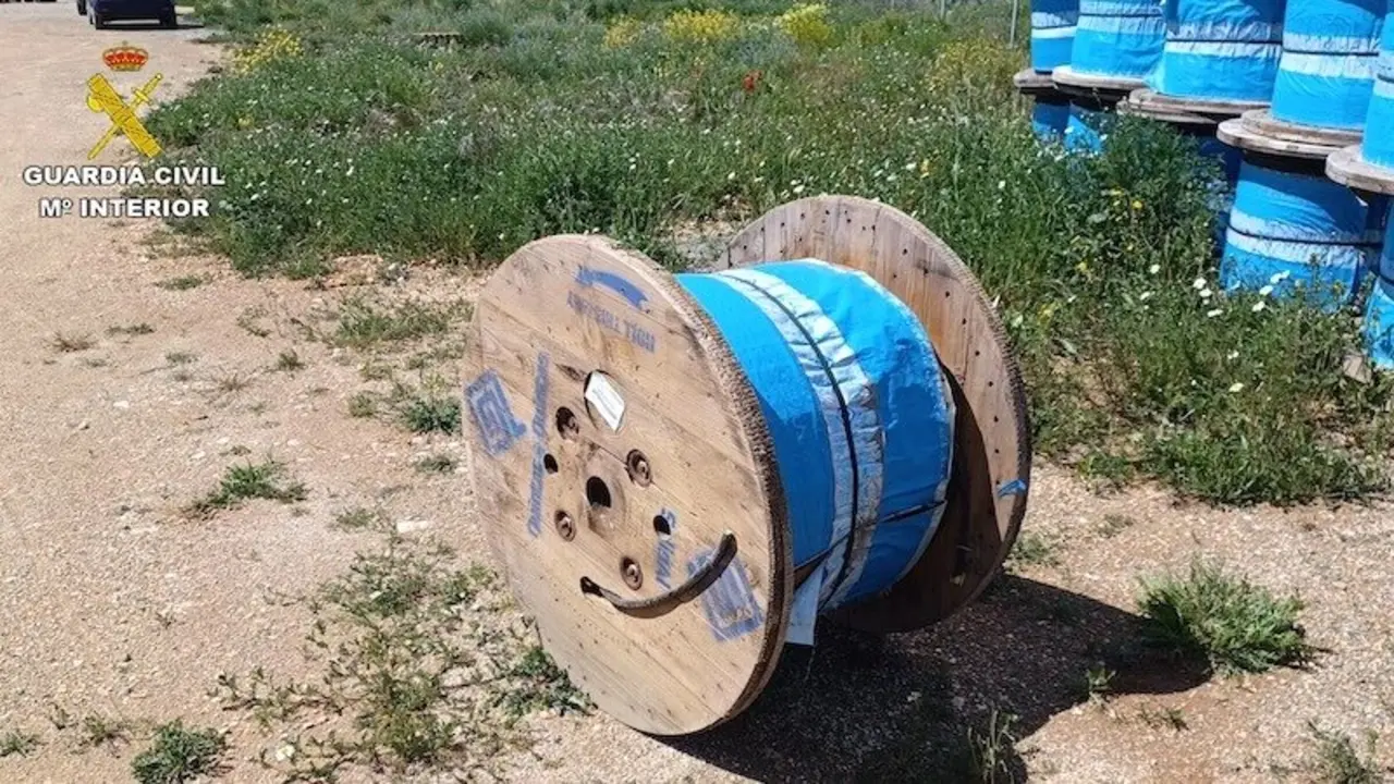 Tres detenidos cuando iban a robar dos bobinas de aluminio en un parque solar de Almadrones (Guadalajara)