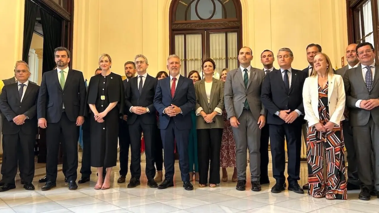 El ministro de Política Territorial y Memoria Democrática, Ángel Víctor Torres, ha presidido la reunión del Comité preparatorio de la Conferencia de Presidentes