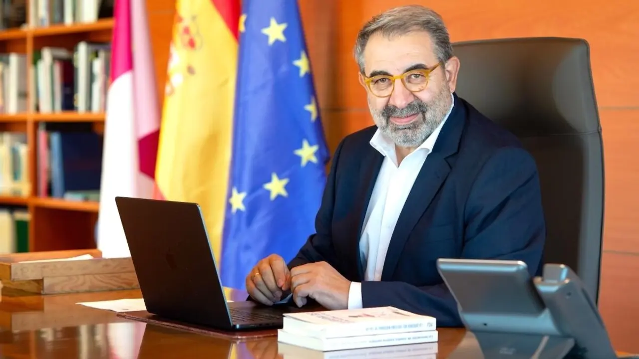 El consejero de Sanidad de Castilla-La Mancha, Jesús Fernández Sanz