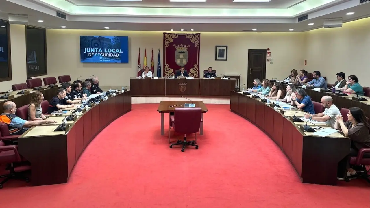 Albacete llama a la colaboración institucional para afrontar el reto de los asentamientos