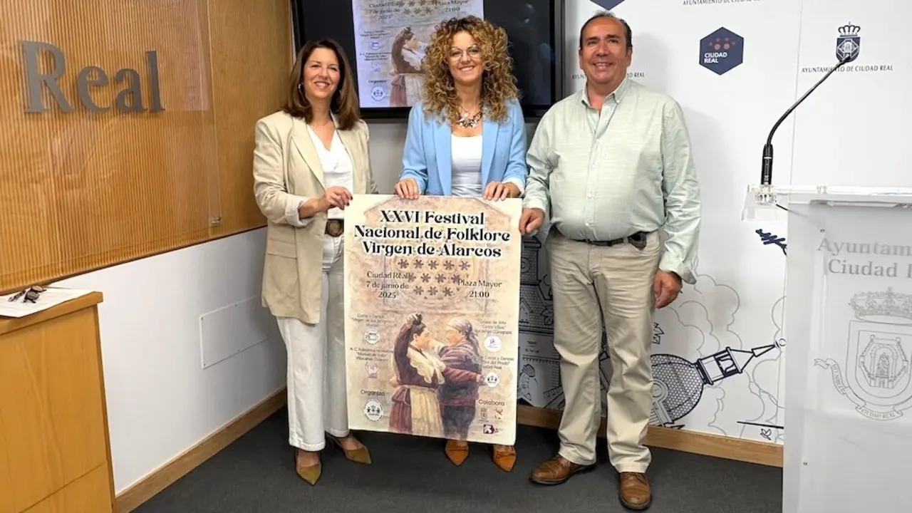 Grupos de Murcia, Aragón y Toledo, en el XXVI Festival de Folclore de Ciudad Real