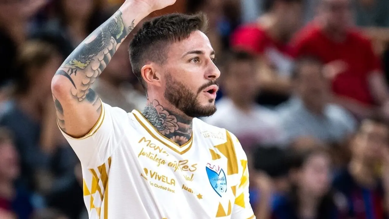Antoñito continuará en el Quesos El Hidalgo Manzanares una temporada más