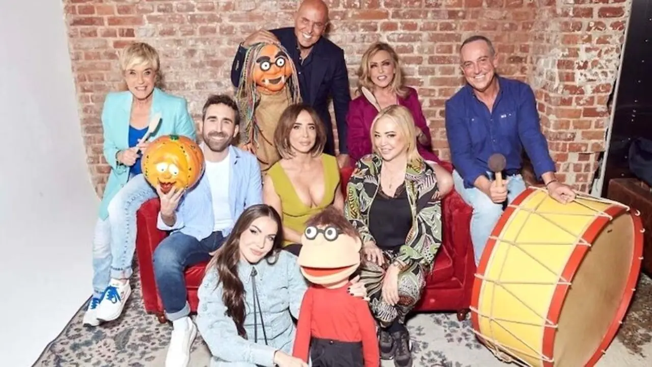 La guerra interna de 'La familia de la Tele' que divide en bandos a colaboradores