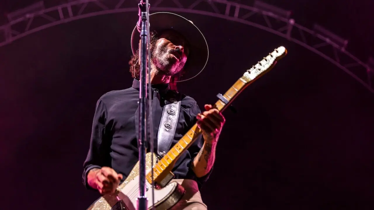 El cantante y compositor Leiva arranca este viernes en Toledo su nueva gira 'Gigante', que incluye treinta actuaciones en España, con un fin de gira el 8 de noviembre en Barcelona - EFE/Ismael Herrero