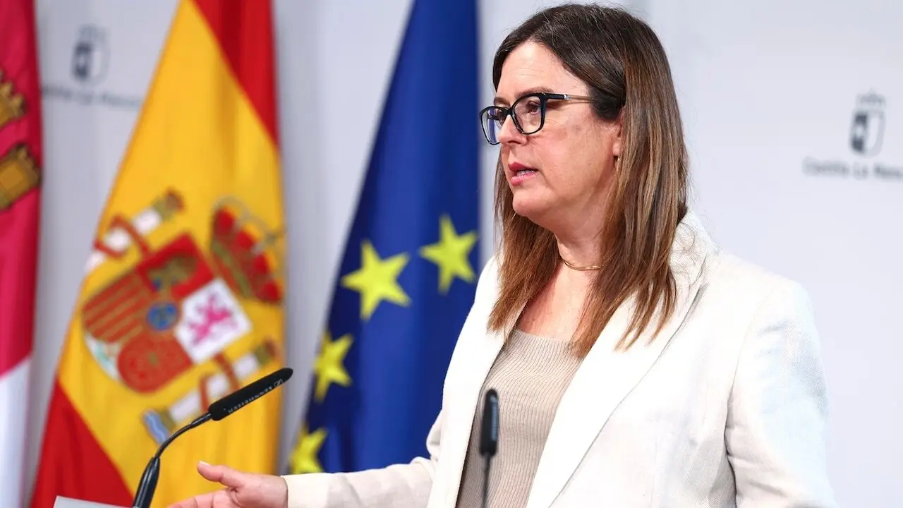La consejera Portavoz del Gobierno de Castilla-La Mancha, Esther Padilla, informa en rueda de prensa sobre los asuntos tratados en el Consejo de Gobierno - EFE/Ismael Herrero