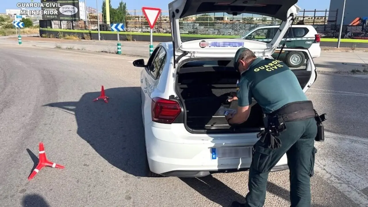 Detenido en Torija tras ser sorprendido con 4 tabletas de hachís y 2.990 euros