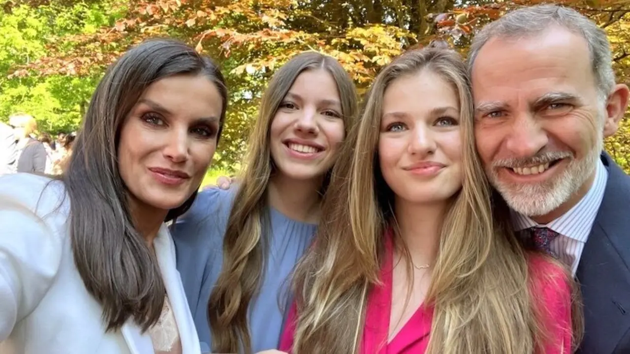 En la imagen la reina Letizia, la infanta Sofía, la princesa Leonor y el rey Felipe