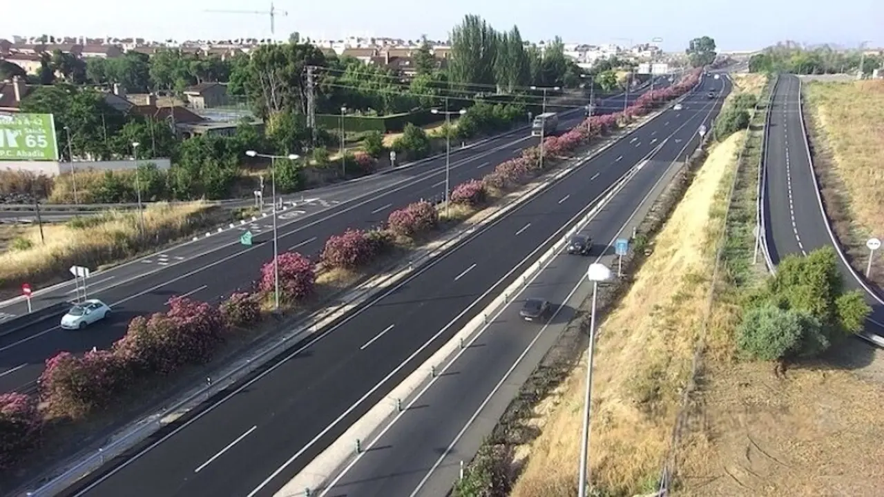 Muere una persona tras ser atropellada por varios vehículos en la A-42 en Toledo