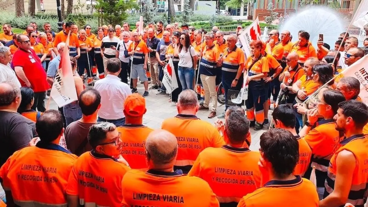 Acuerdo entre el Ayuntamiento de Albacete y los trabajadores del servicio de limpieza