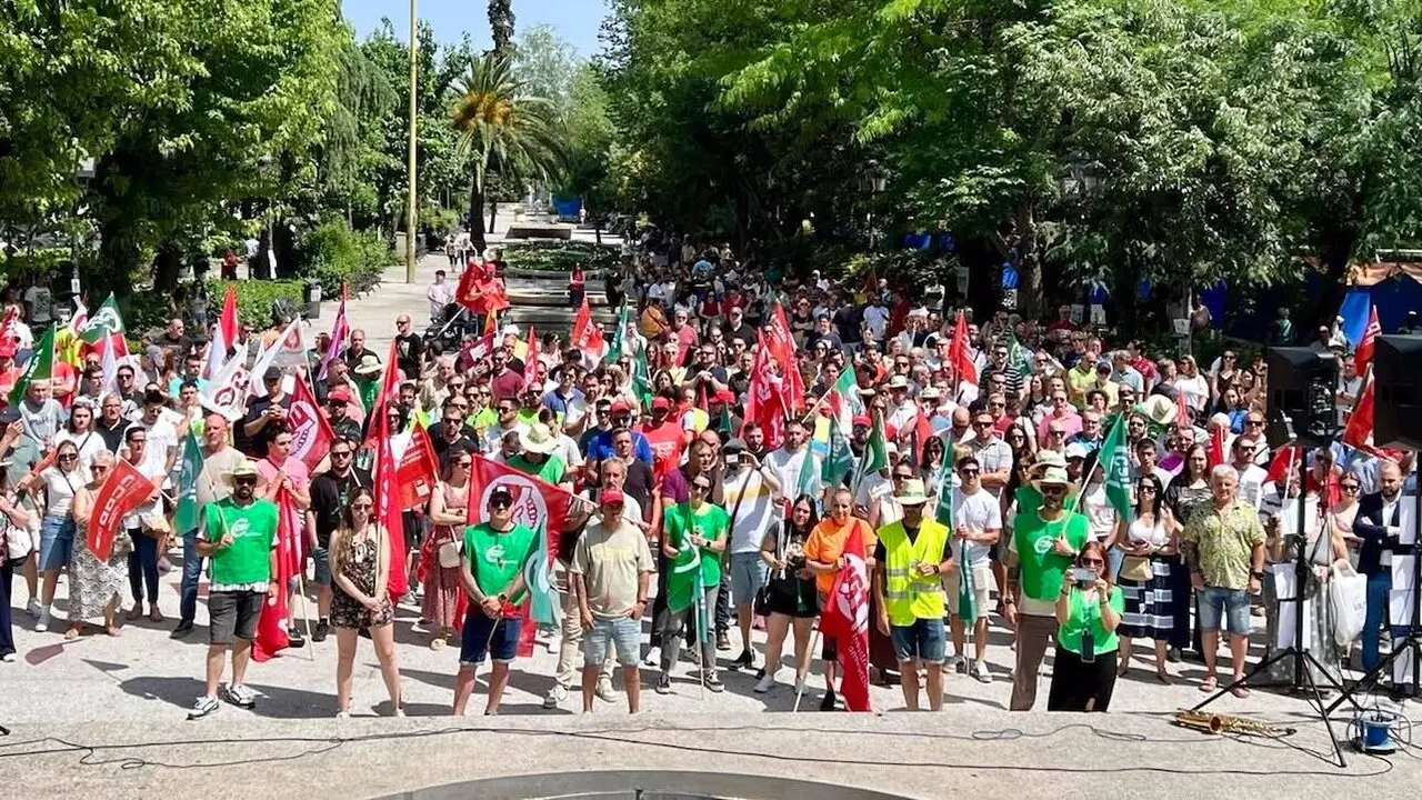Anuncian nuevas acciones para frenar el ERE de Fertiberia y piden su retirada