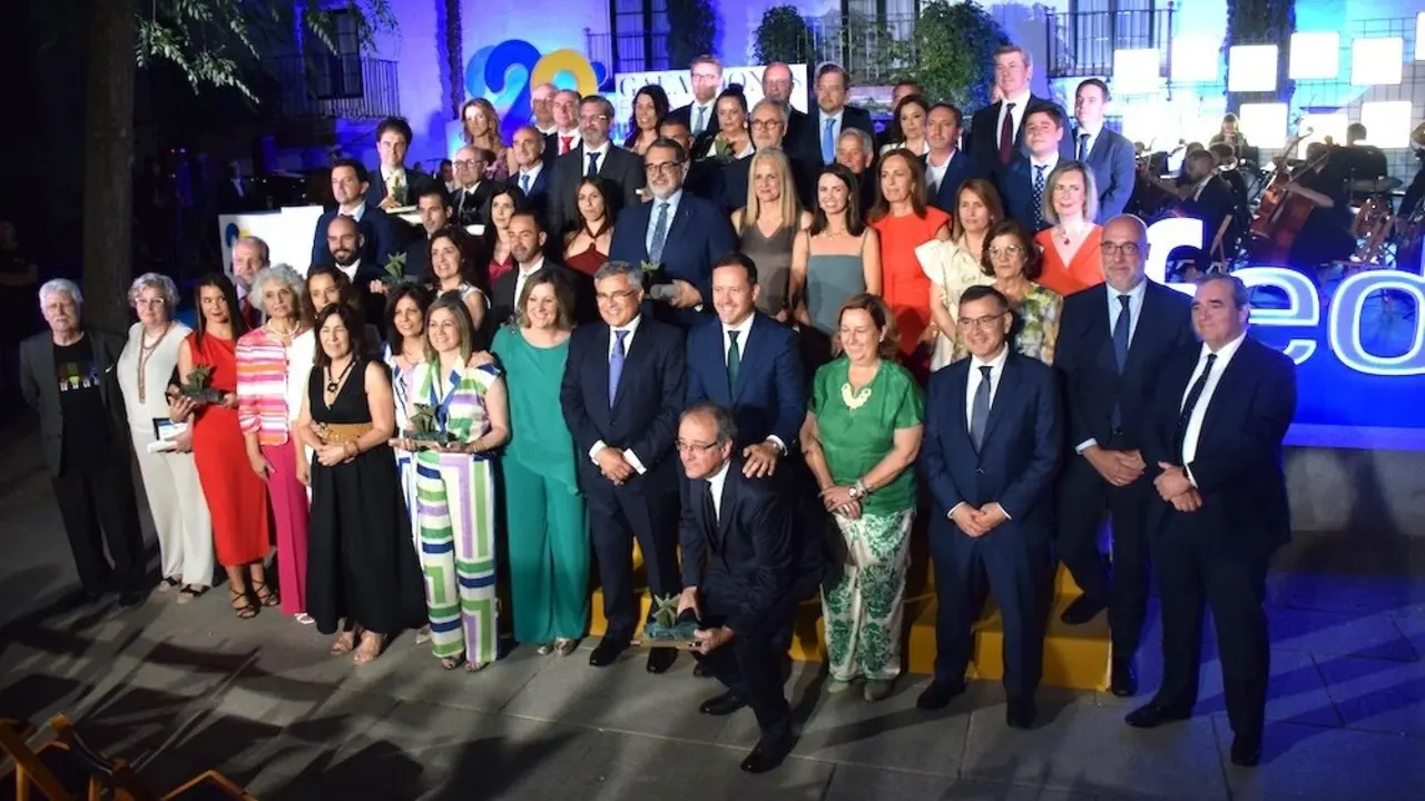 Imagen de familia de la gala de la 29 edición de los Galardones Empresariales de Fedeto