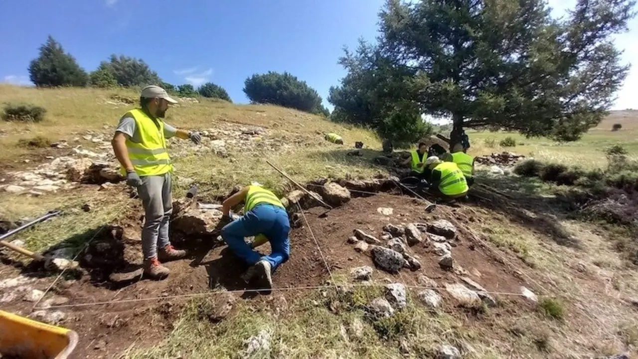 Se reanudan los trabajos de excavación en el castro de la Hoya del Villar en Villanueva de Alcorón (Guadalajara) - Fotografía: Santiago David Domínguez