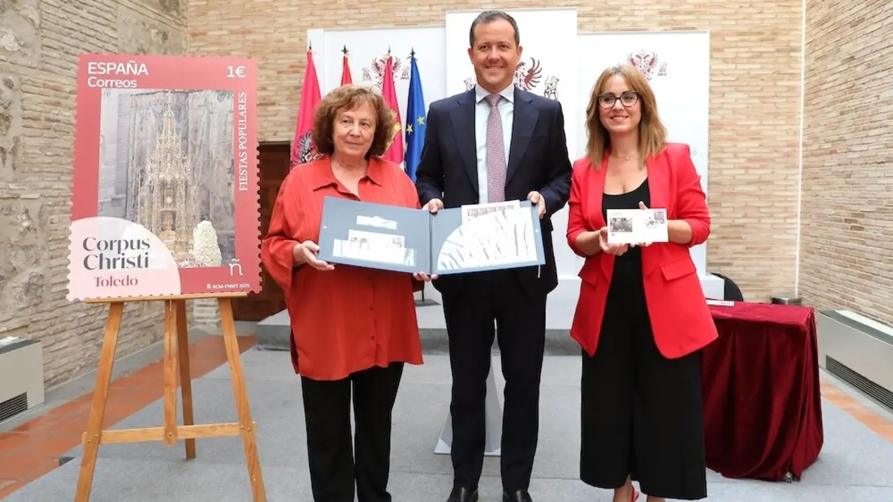 Correos presenta un sello de la serie “Fiestas populares” dedicado al “Corpus Christi Toledo”
