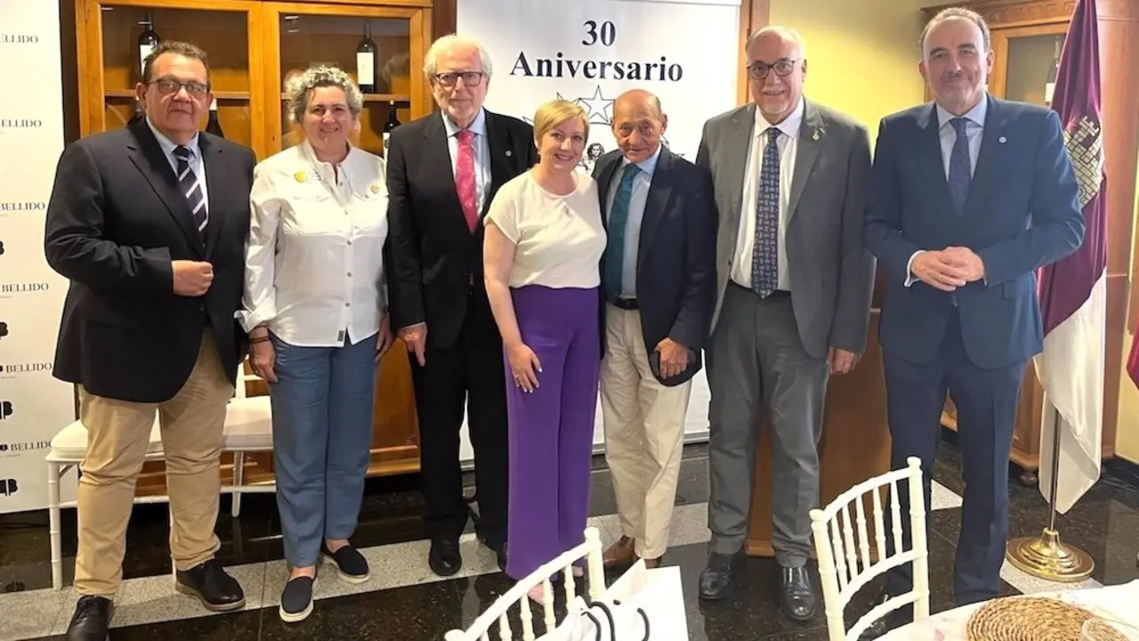 La ONG del chef José Andrés, Premio a Mejor Labor Humanitaria de la Asociación 'Tertulia XV'