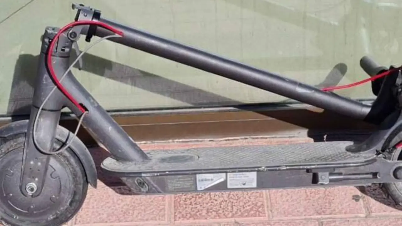 Un bebé de 4 meses, entre la vida y la muerte al explotar un patinete eléctrico