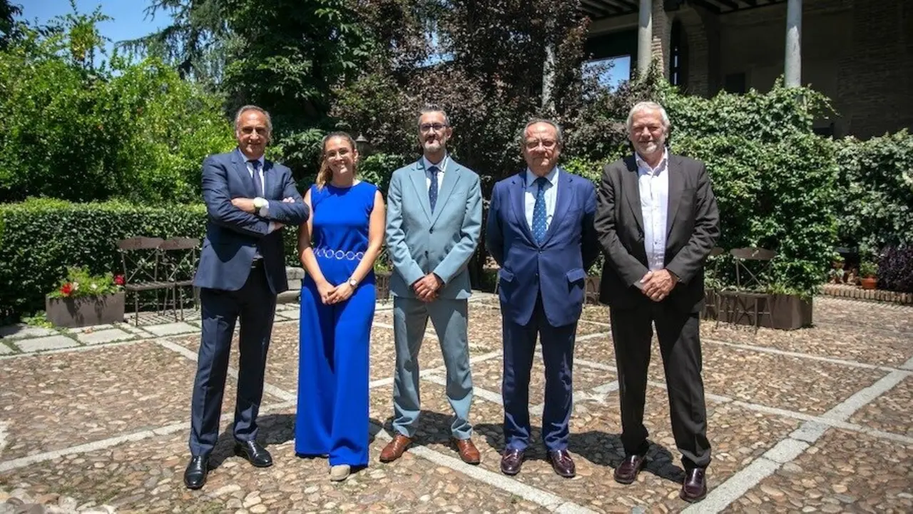 El consejero de Hacienda, Administraciones Públicas y Transformación Digital, Juan Alfonso Ruiz Molina, ha clausurado la Jornada sobre Inteligencia Artificial y Automatización aplicada a la Ciberseguridad ‘Anticipando el Futuro’, organizada por la multinacional tecnológica Palo Alto