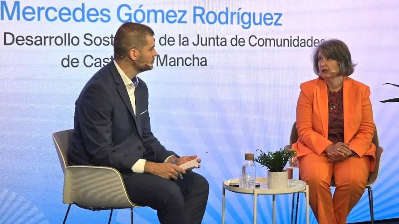 La consejera de Desarrollo Sostenible de Castilla-La Mancha, Mercedes Gómez, durante su intervención en el Foro