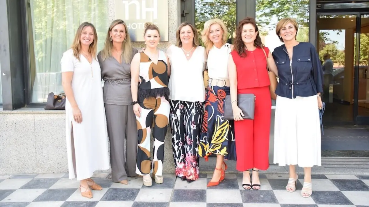 La consejera de Economía, Empresas y Empleo, Patricia Franco, ha presidido en Cuenca la reunión del Observatorio de Promoción Industrial de Castilla-La Mancha