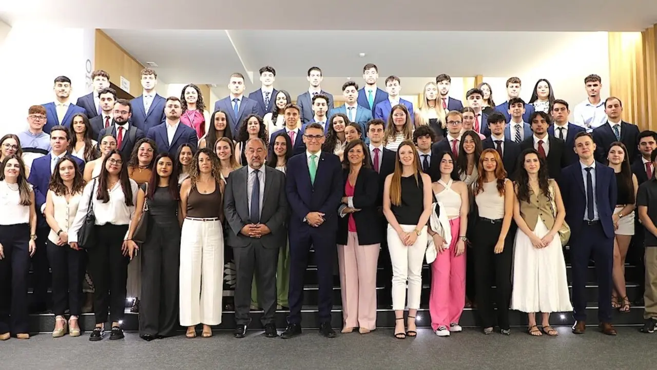 Eurocaja Rural recibe a más de un centenar de estudiantes que inician sus prácticas en la entidad