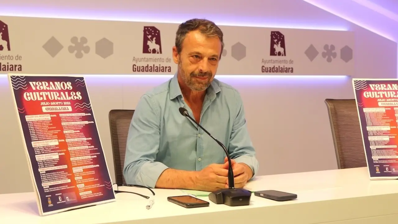 El concejal de Cultura de Guadalajara, Javier Toquero, ha presentado la programación de los 'Veranos Culturales'