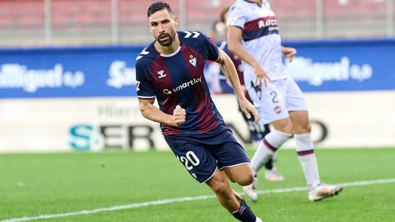 El centrocampista Antonio Puertas se convierte en el segundo fichaje del Albacete