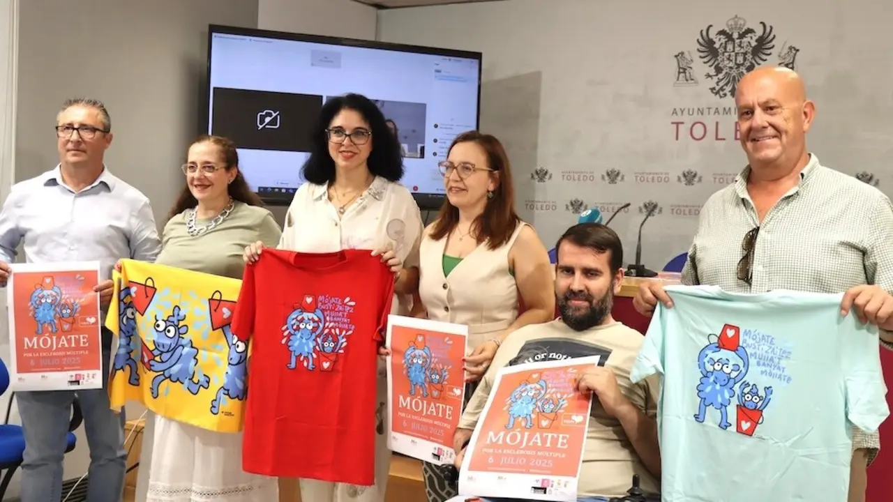 La campaña 'Mójate por la Esclerosis Múltiple' busca recaudar fondos para investigación